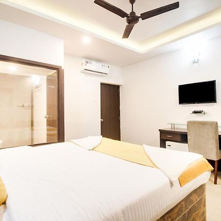 Candolim Sands Hotel Eksteriør billede