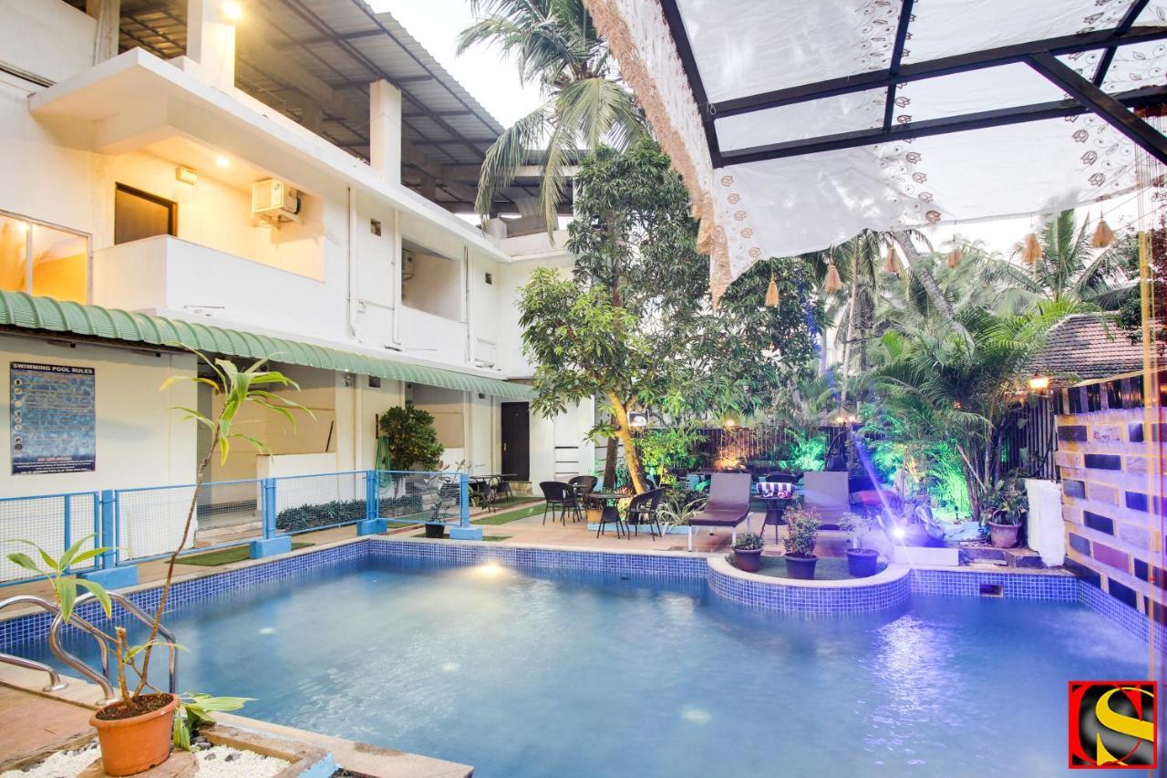 Candolim Sands Hotel Eksteriør billede