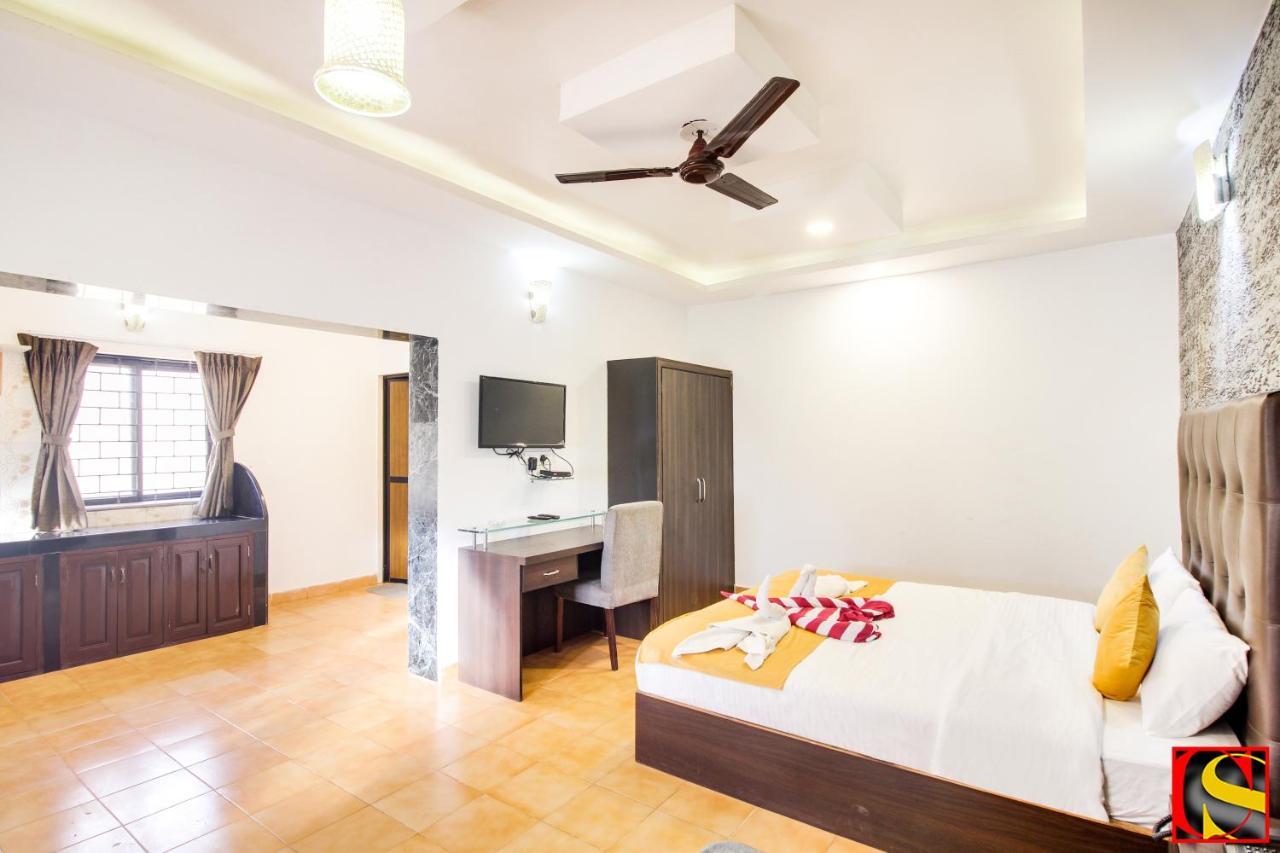 Candolim Sands Hotel Eksteriør billede