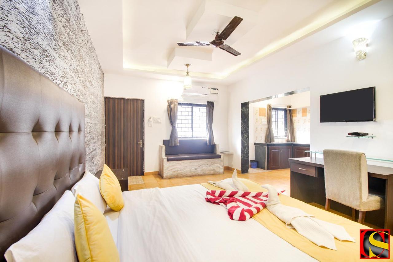 Candolim Sands Hotel Eksteriør billede