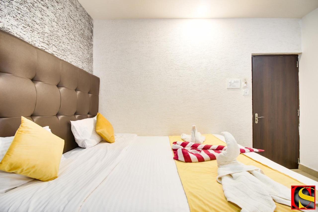 Candolim Sands Hotel Eksteriør billede