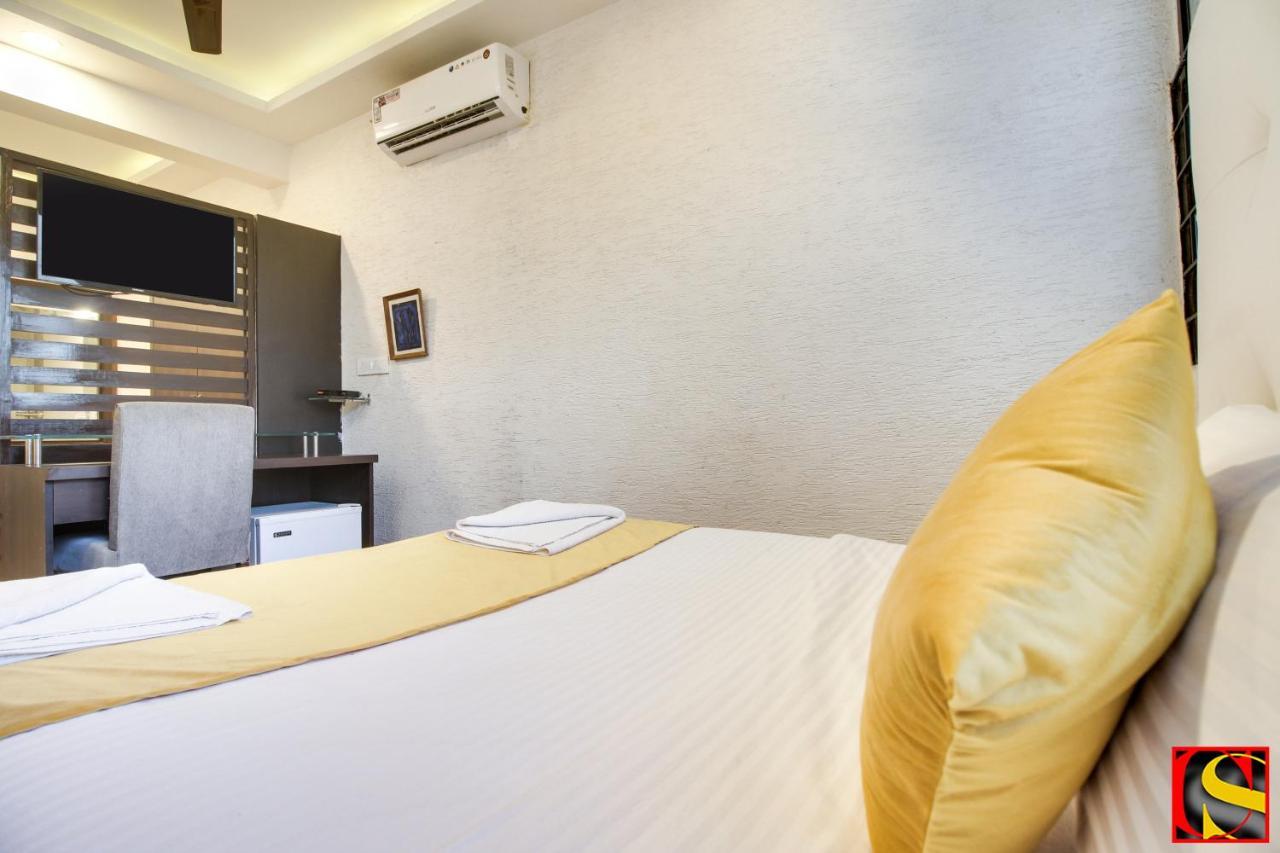 Candolim Sands Hotel Eksteriør billede