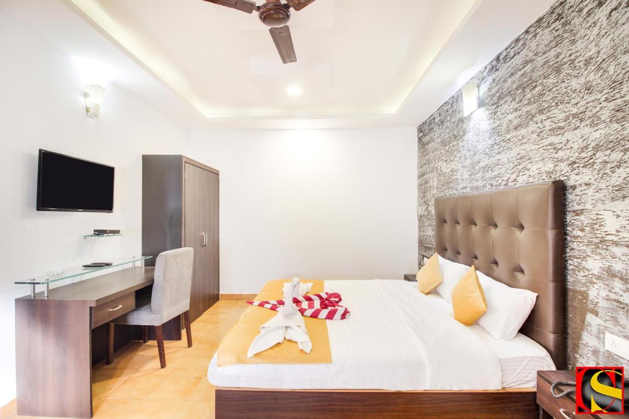 Candolim Sands Hotel Eksteriør billede