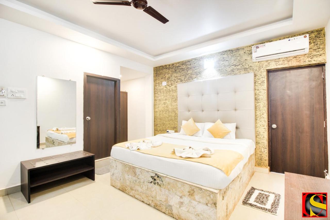 Candolim Sands Hotel Eksteriør billede